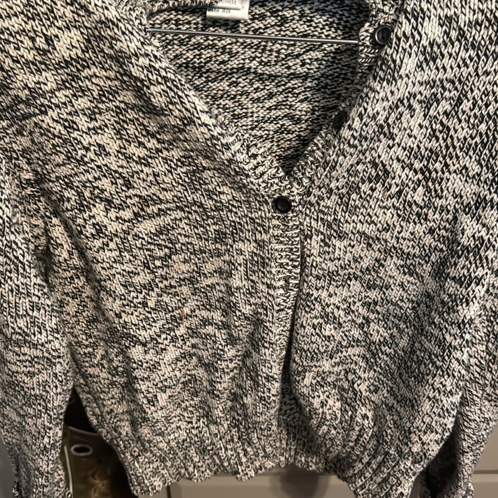 Sweater - Picture 2 of 3